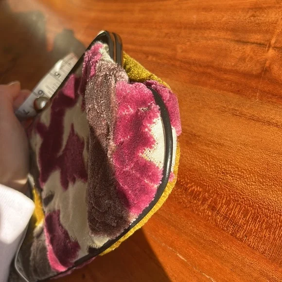 Glenda Gies Clutch Tapestry Purse - Picture 8 of 10